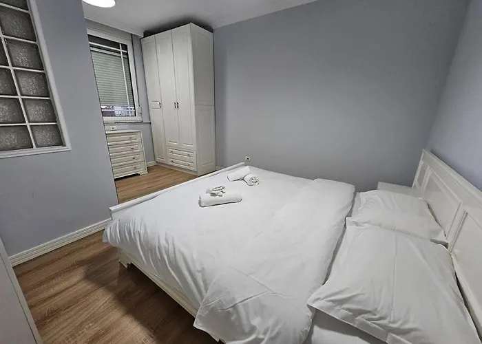 With Balcony 1 Appartement *